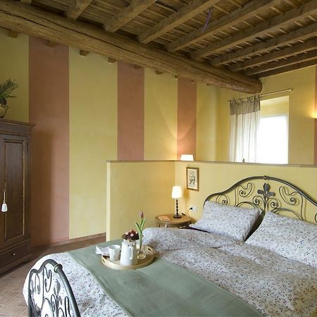 Mediglia Agriturismo Cascina Maiocca חדר תמונה