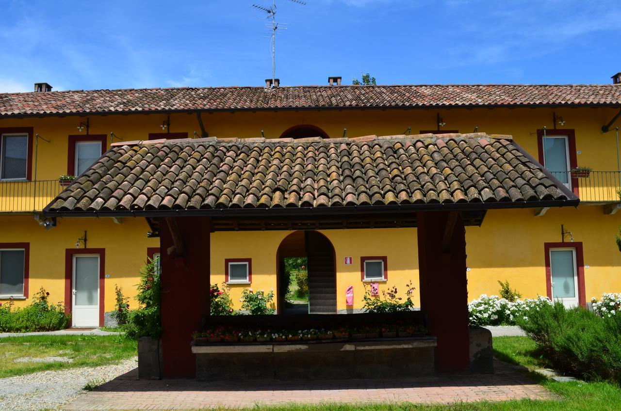 Mediglia Agriturismo Cascina Maiocca מראה חיצוני תמונה